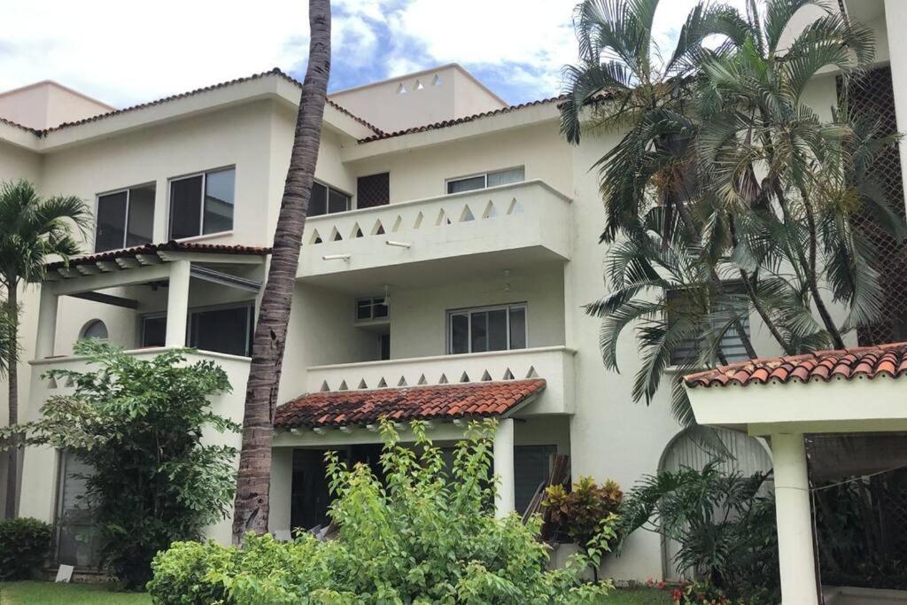 Hermoso Apartamento En Manzanillo Con Alberca Y Cancha De Tenis, Ideal Para Relajarse Y Disfrutar De Una Escapada Tranquila En El Paraiso Tropical Esterno foto