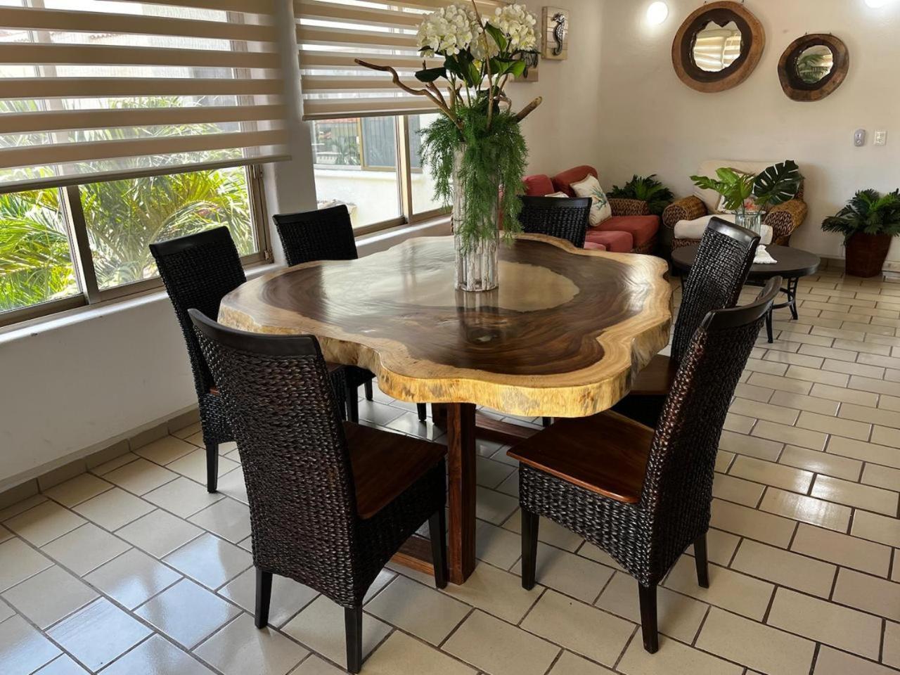 Hermoso Apartamento En Manzanillo Con Alberca Y Cancha De Tenis, Ideal Para Relajarse Y Disfrutar De Una Escapada Tranquila En El Paraiso Tropical Esterno foto