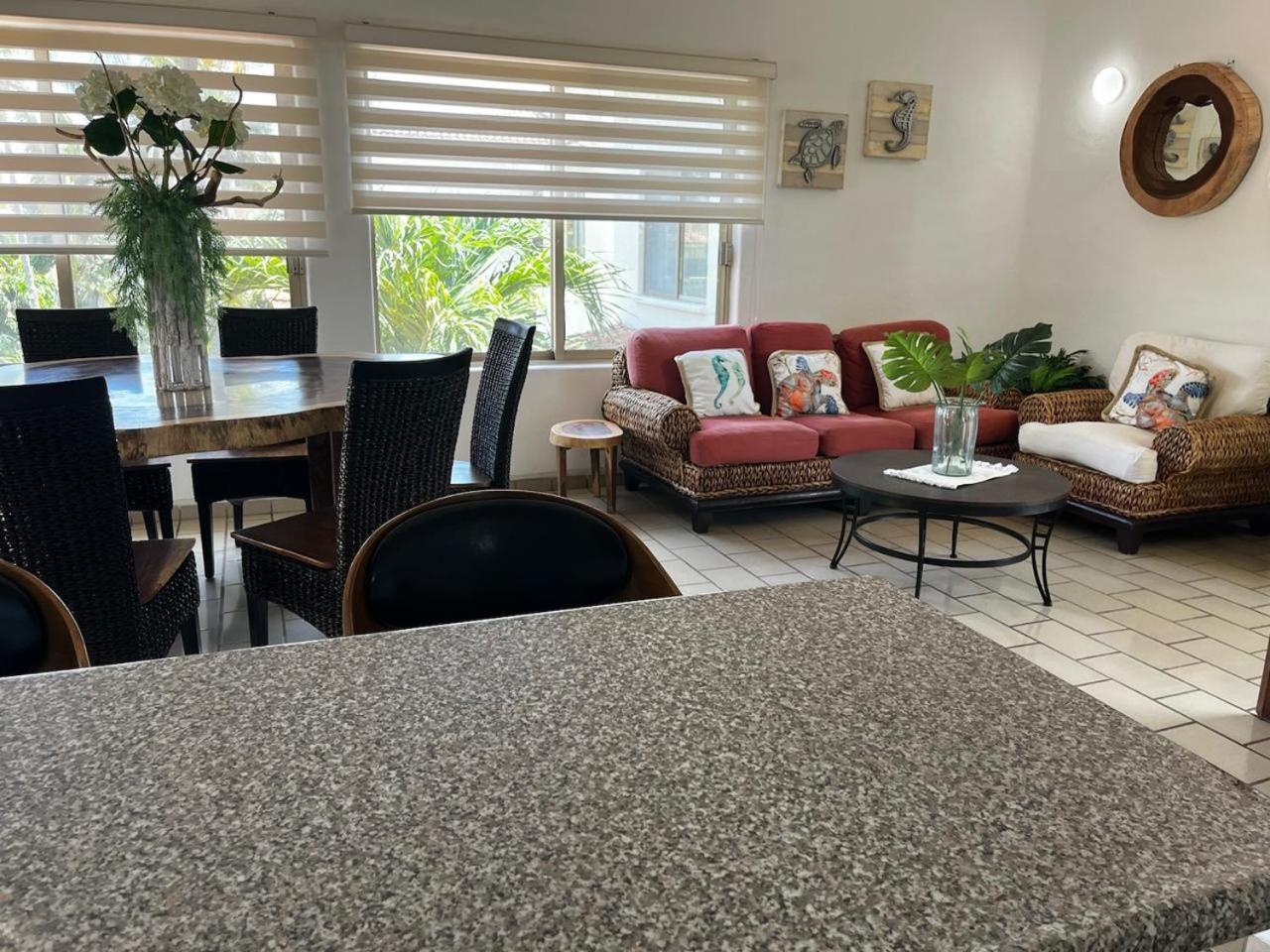 Hermoso Apartamento En Manzanillo Con Alberca Y Cancha De Tenis, Ideal Para Relajarse Y Disfrutar De Una Escapada Tranquila En El Paraiso Tropical Esterno foto